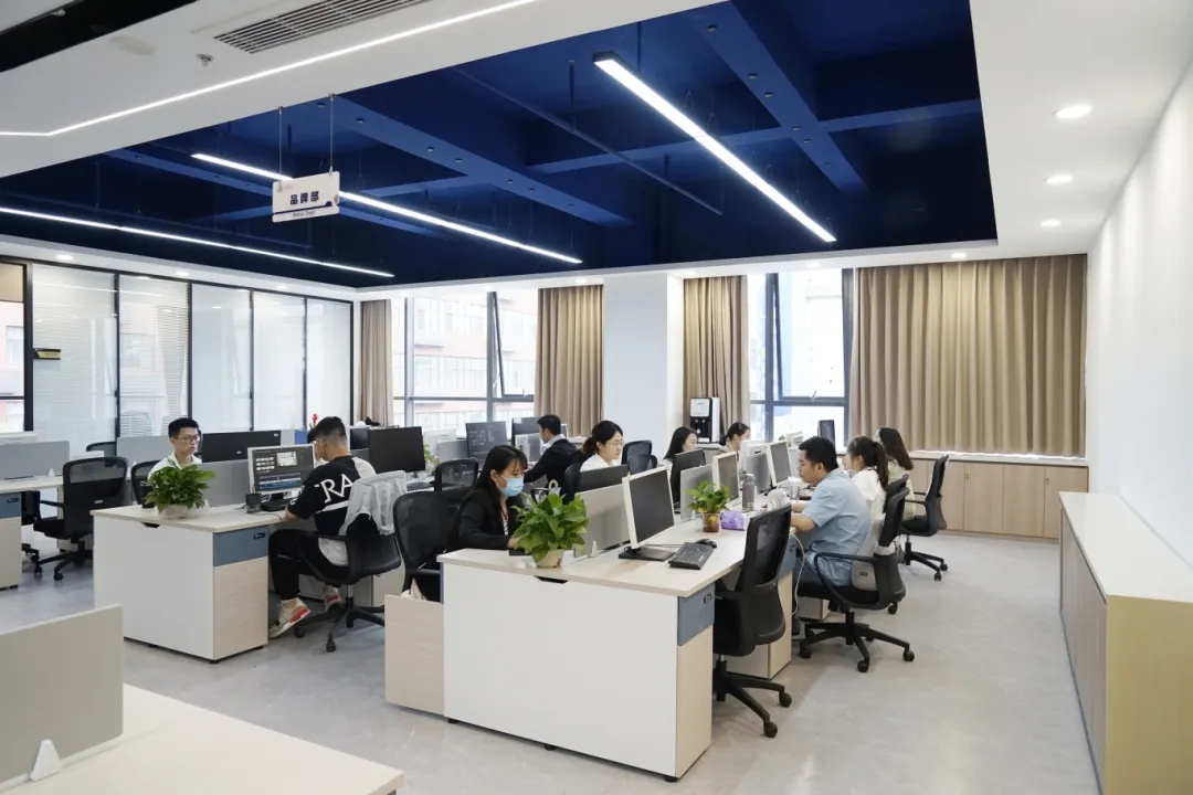 6.webp.jpg 6.webp.jpg